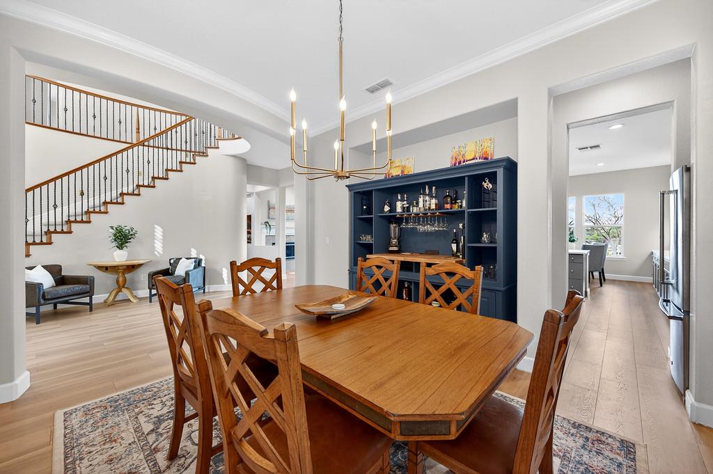 2208 Raintree Court