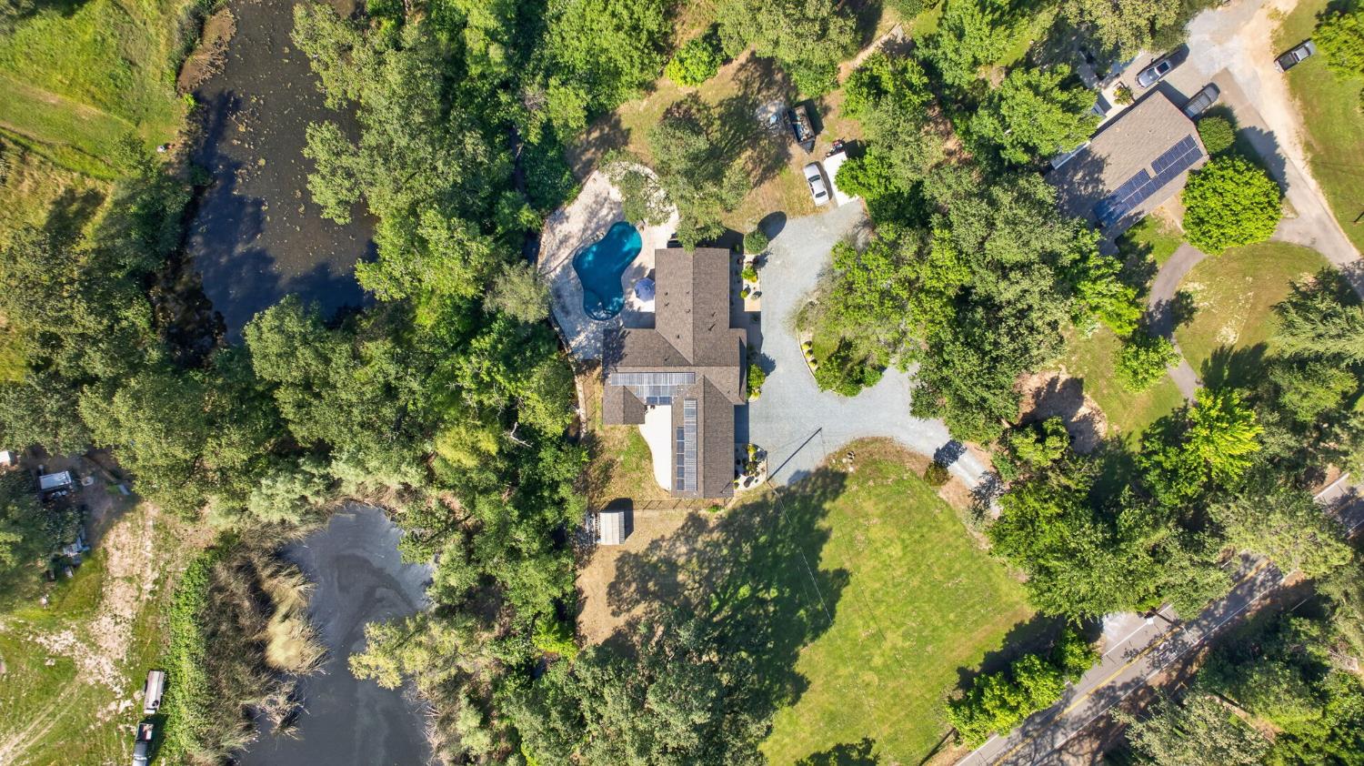 6417 Colwell Road