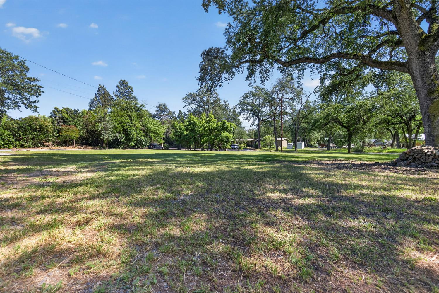 6417 Colwell Road