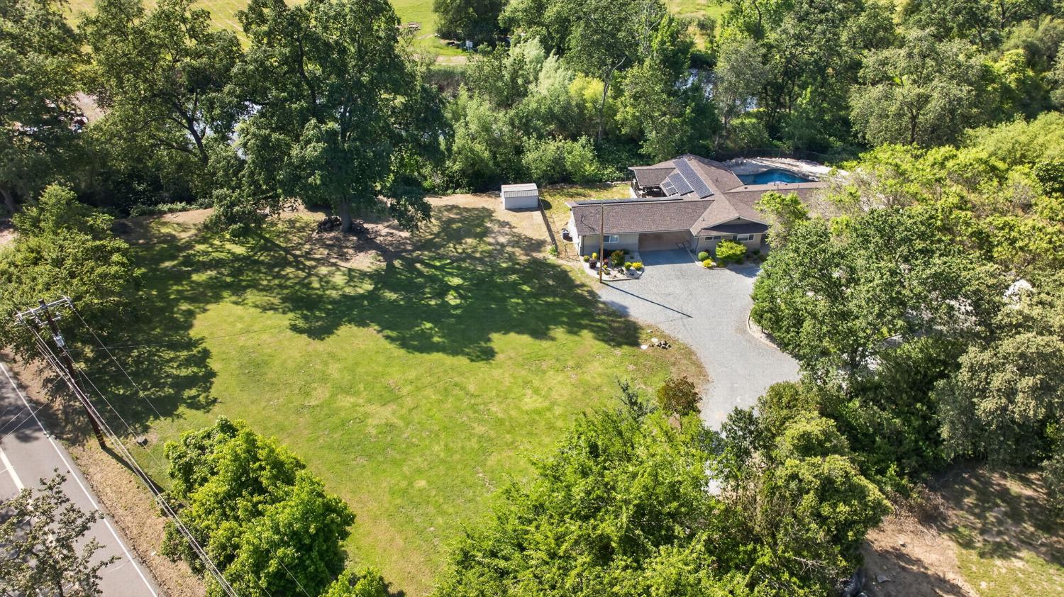 6417 Colwell Road