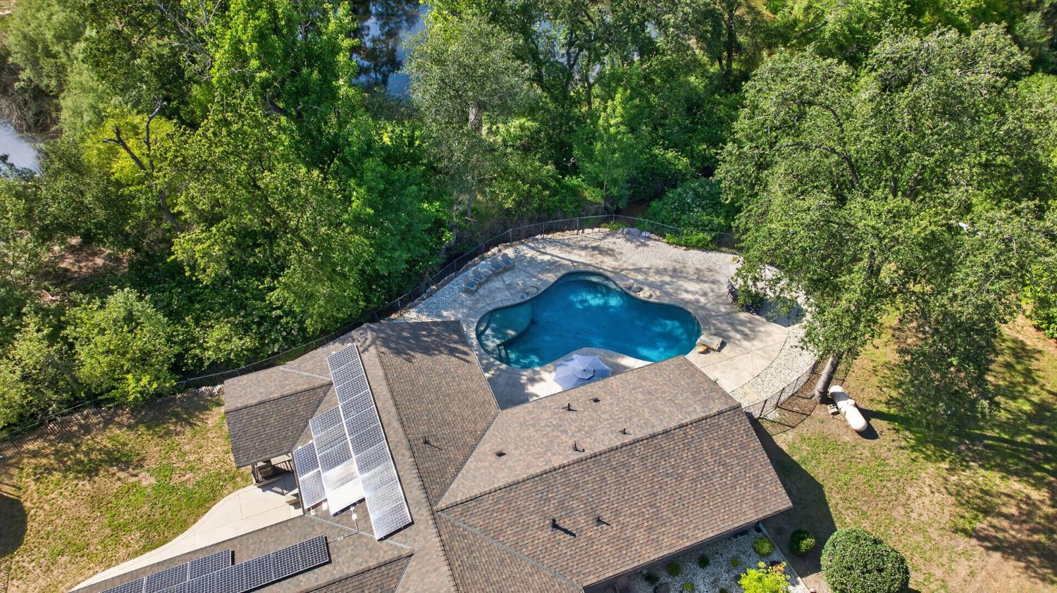 6417 Colwell Road