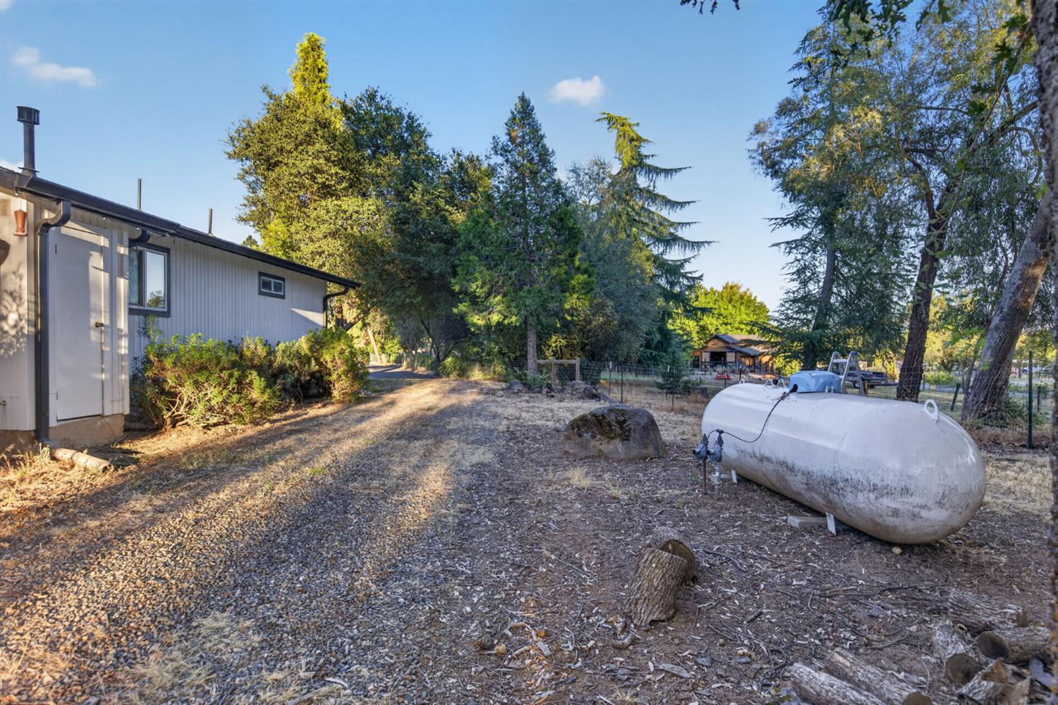 3252 Old Orchard Lane
