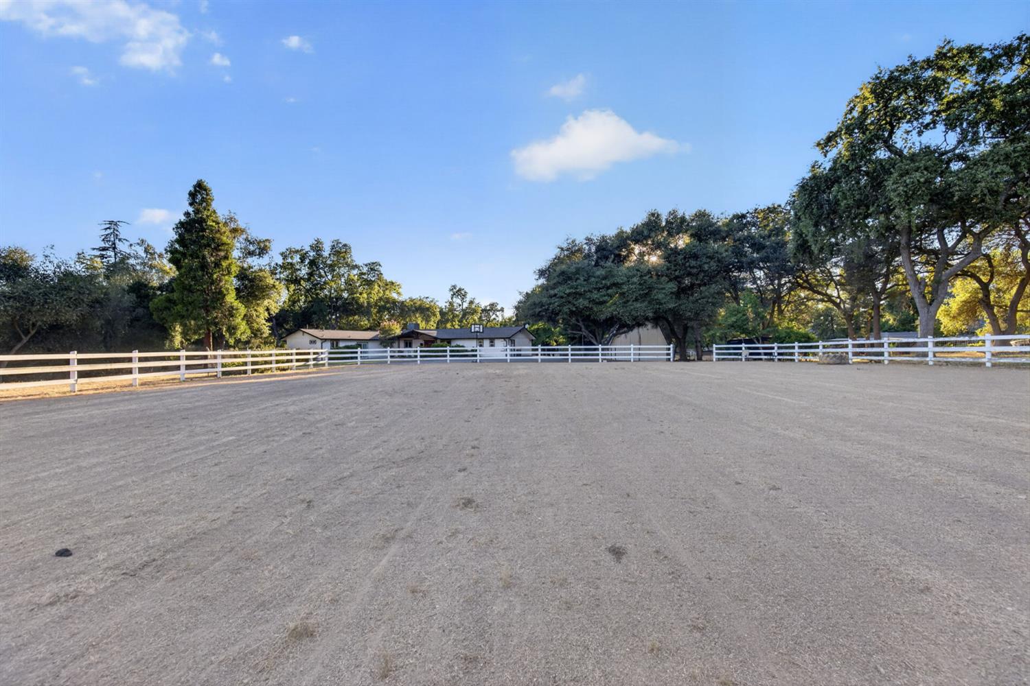 3252 Old Orchard Lane