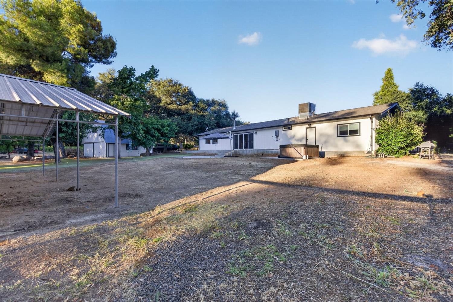 3252 Old Orchard Lane