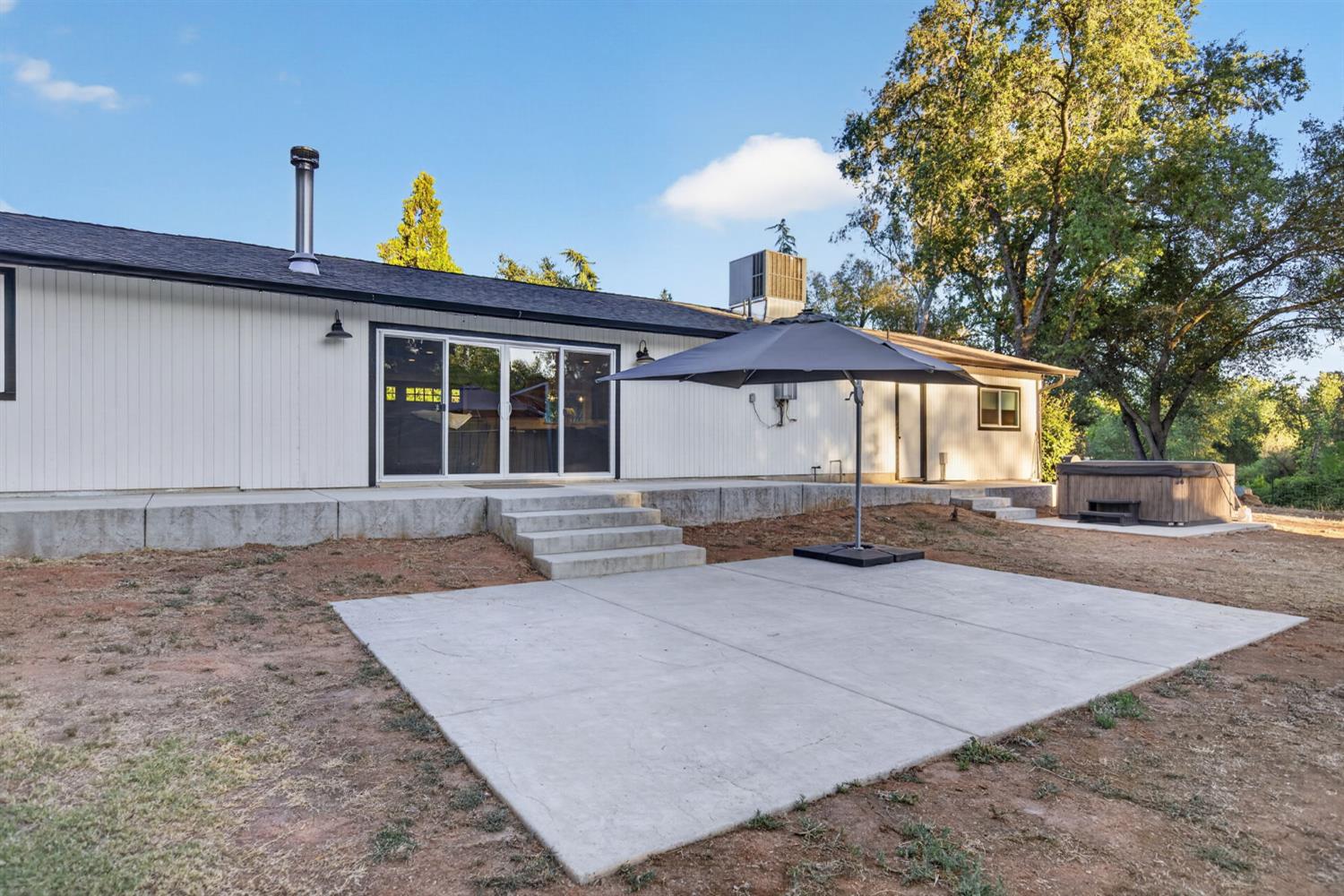 3252 Old Orchard Lane