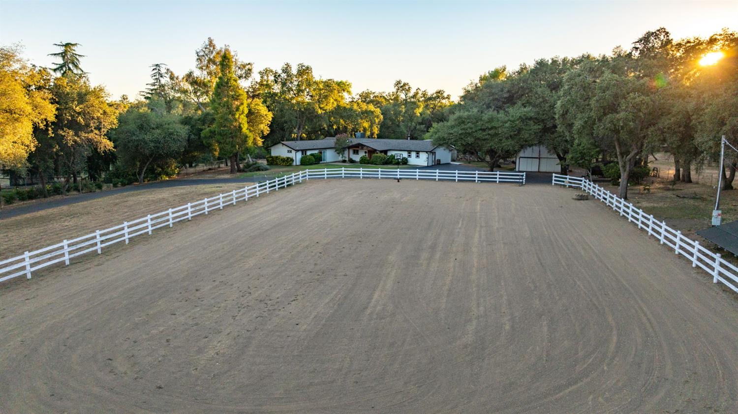 3252 Old Orchard Lane