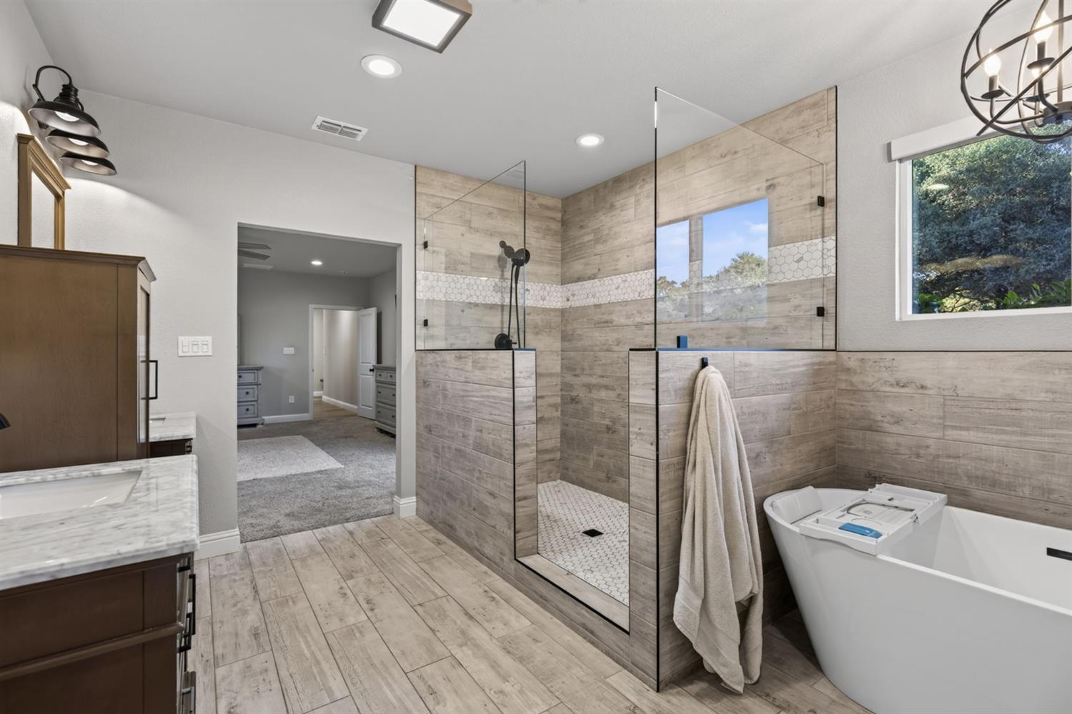 3252 Old Orchard Lane