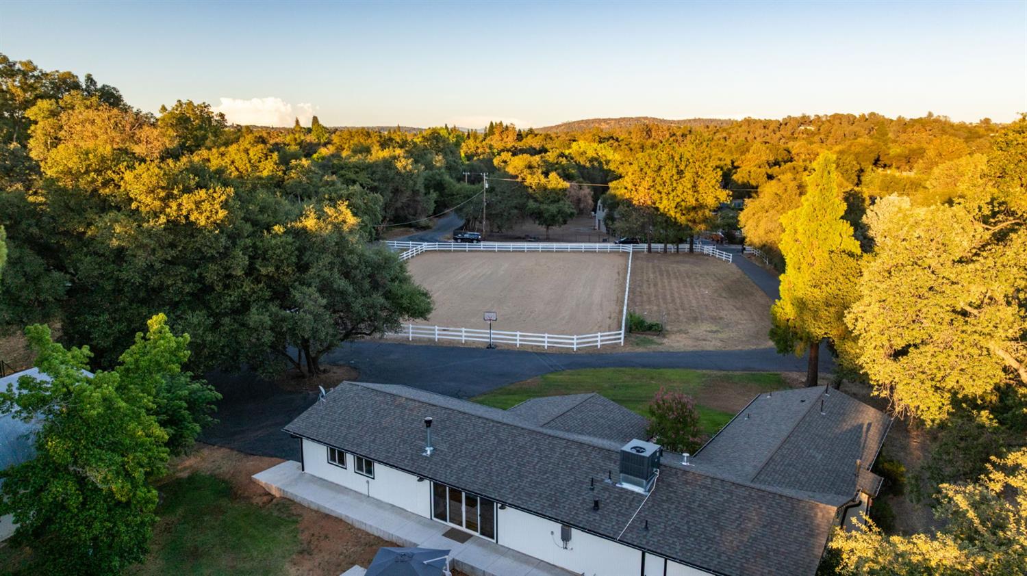 3252 Old Orchard Lane