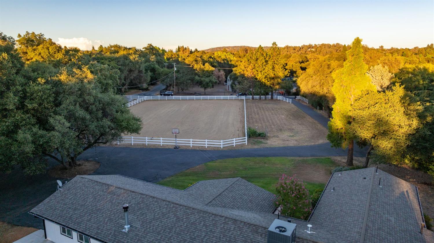 3252 Old Orchard Lane