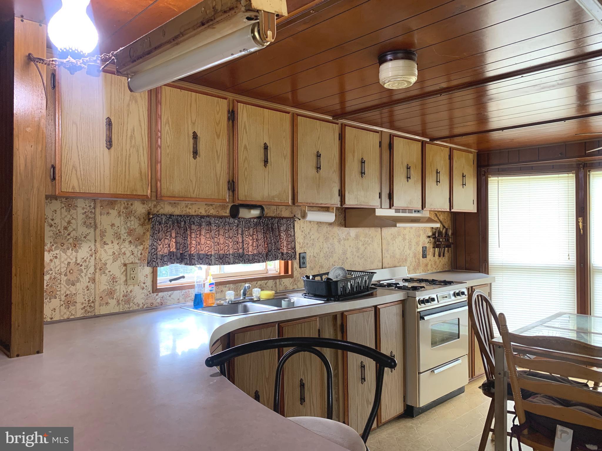 930 Walnut Shade Road