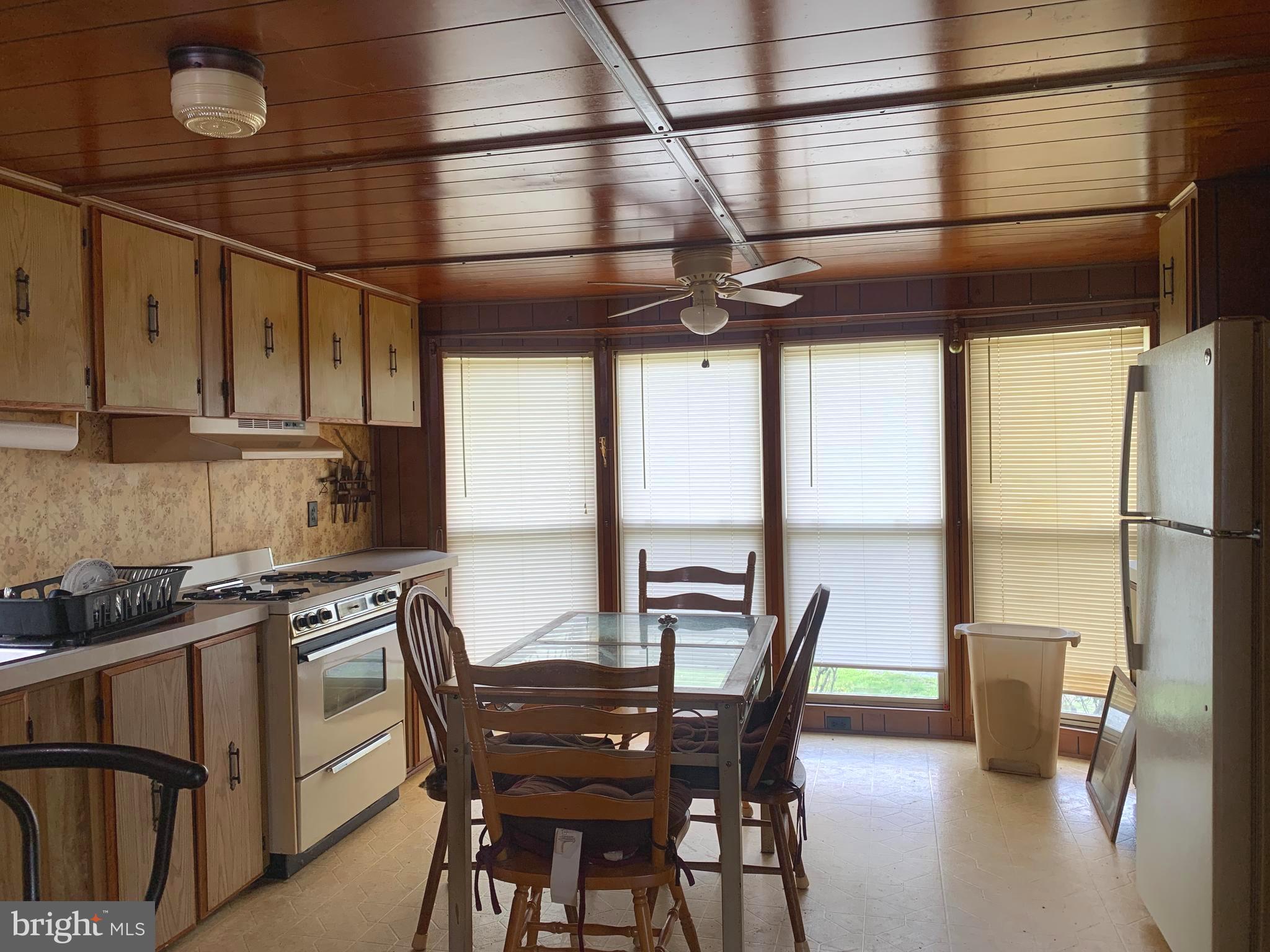 930 Walnut Shade Road