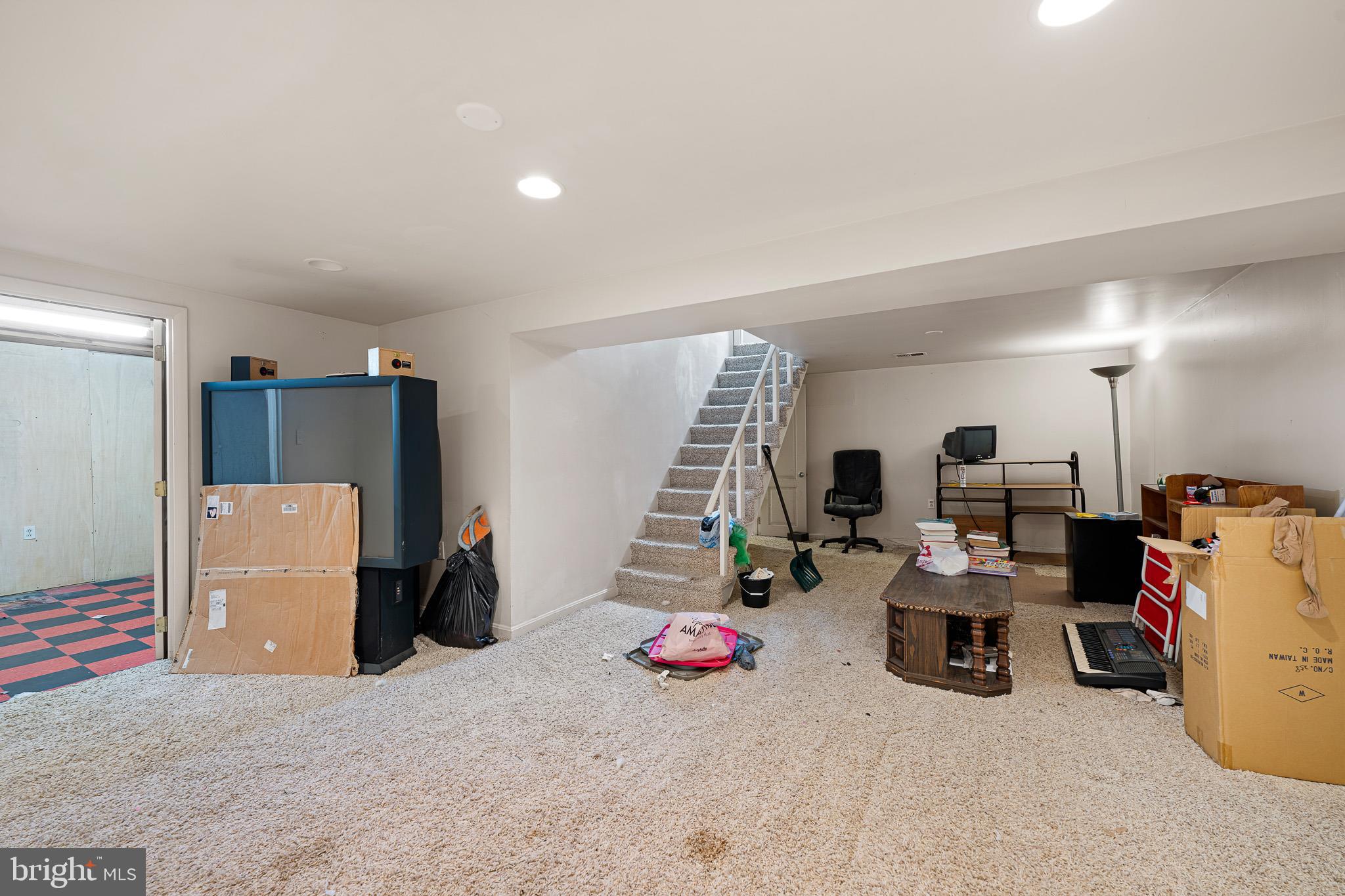 1221 GARFIELD DRIVE