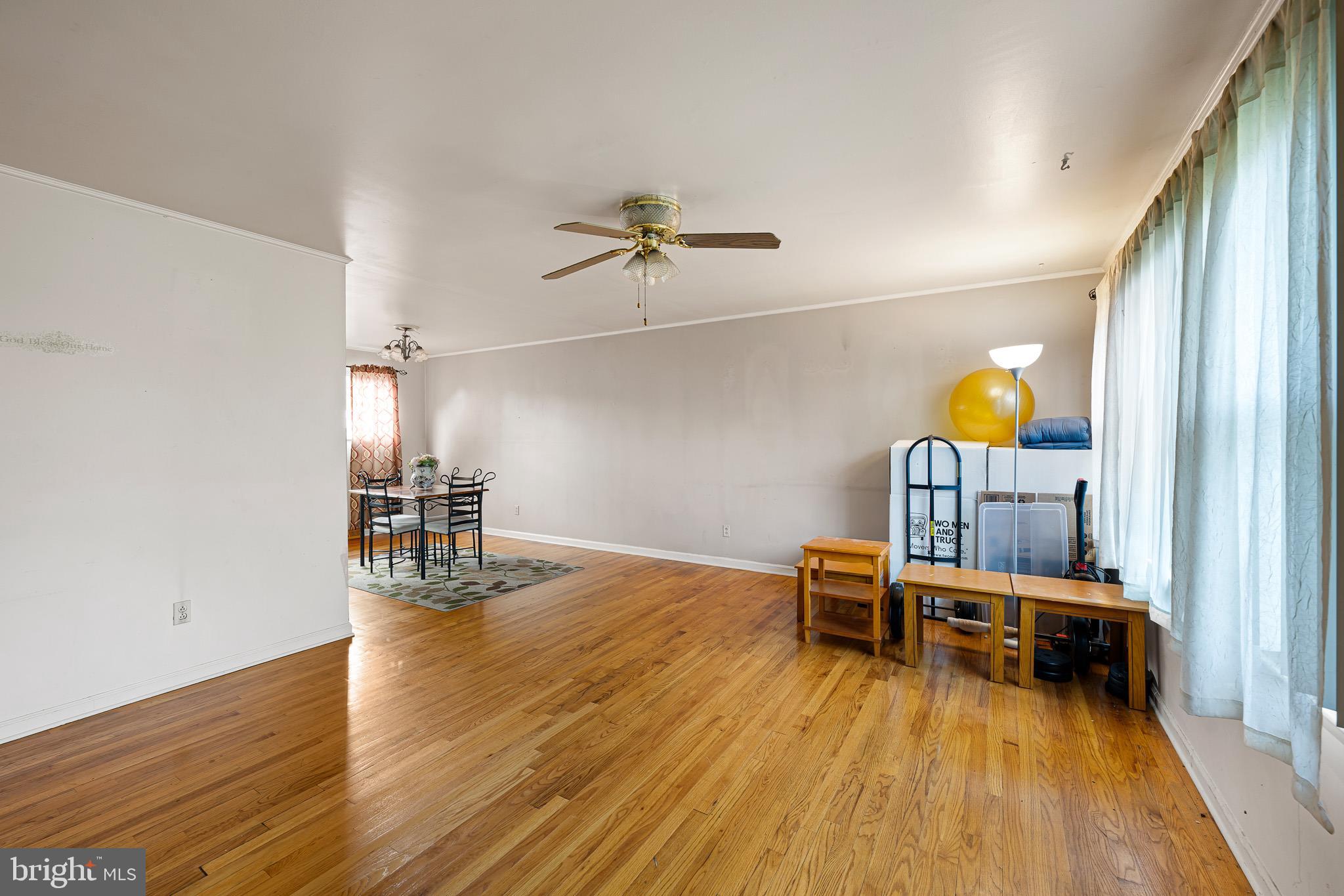 1221 GARFIELD DRIVE