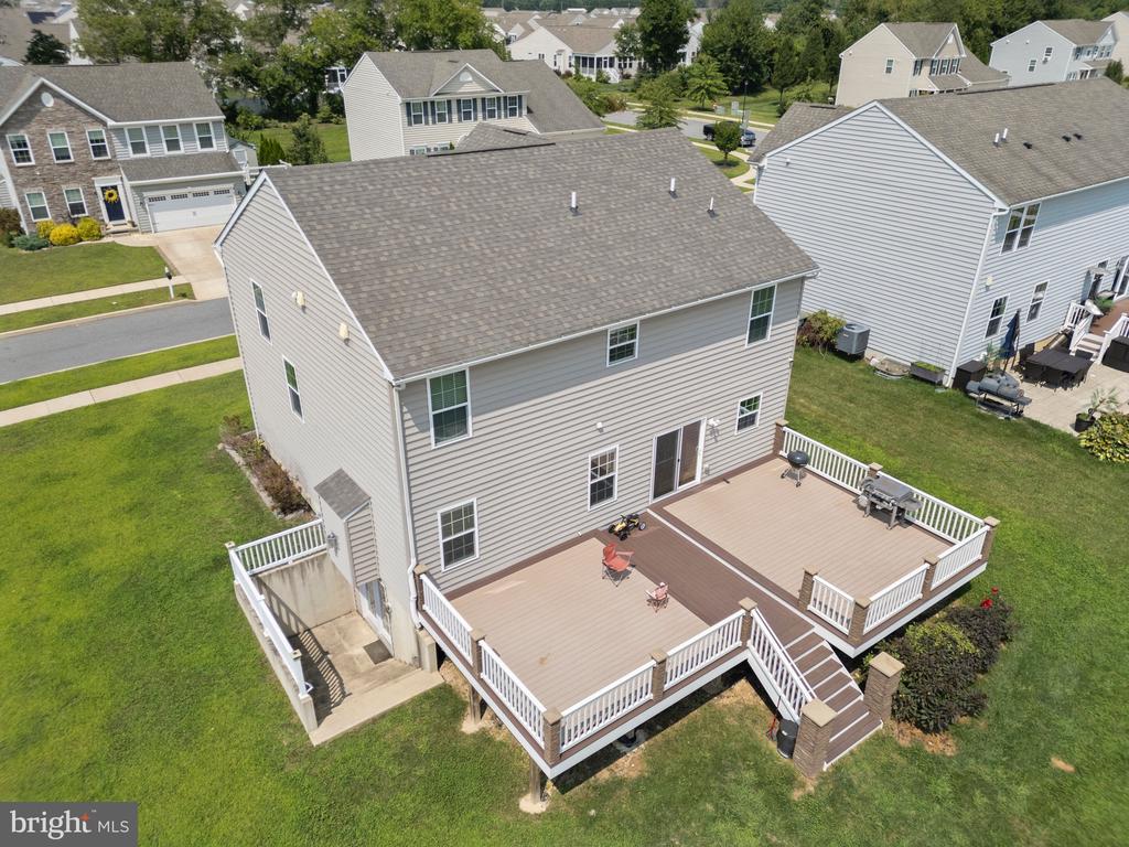 835 Whitebird Dr