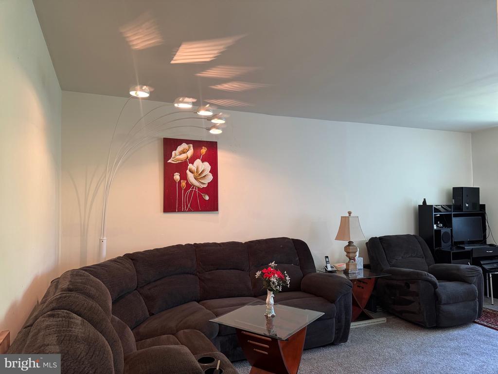 201-1/2 Philadelphia Pike #108