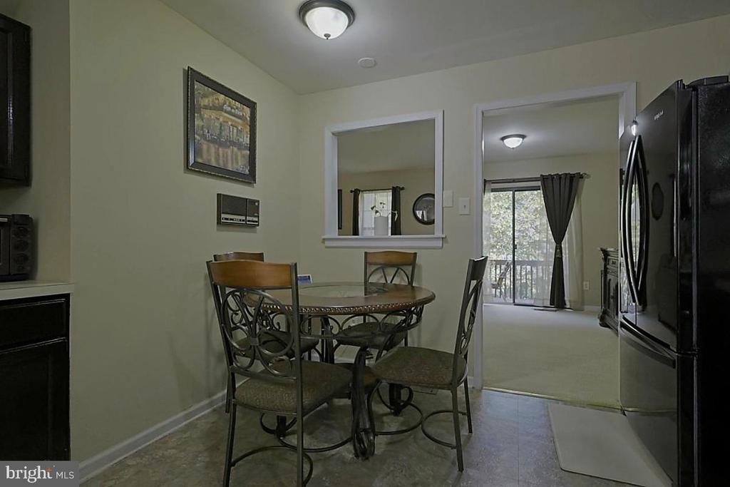 1402 Redwood Ct #57