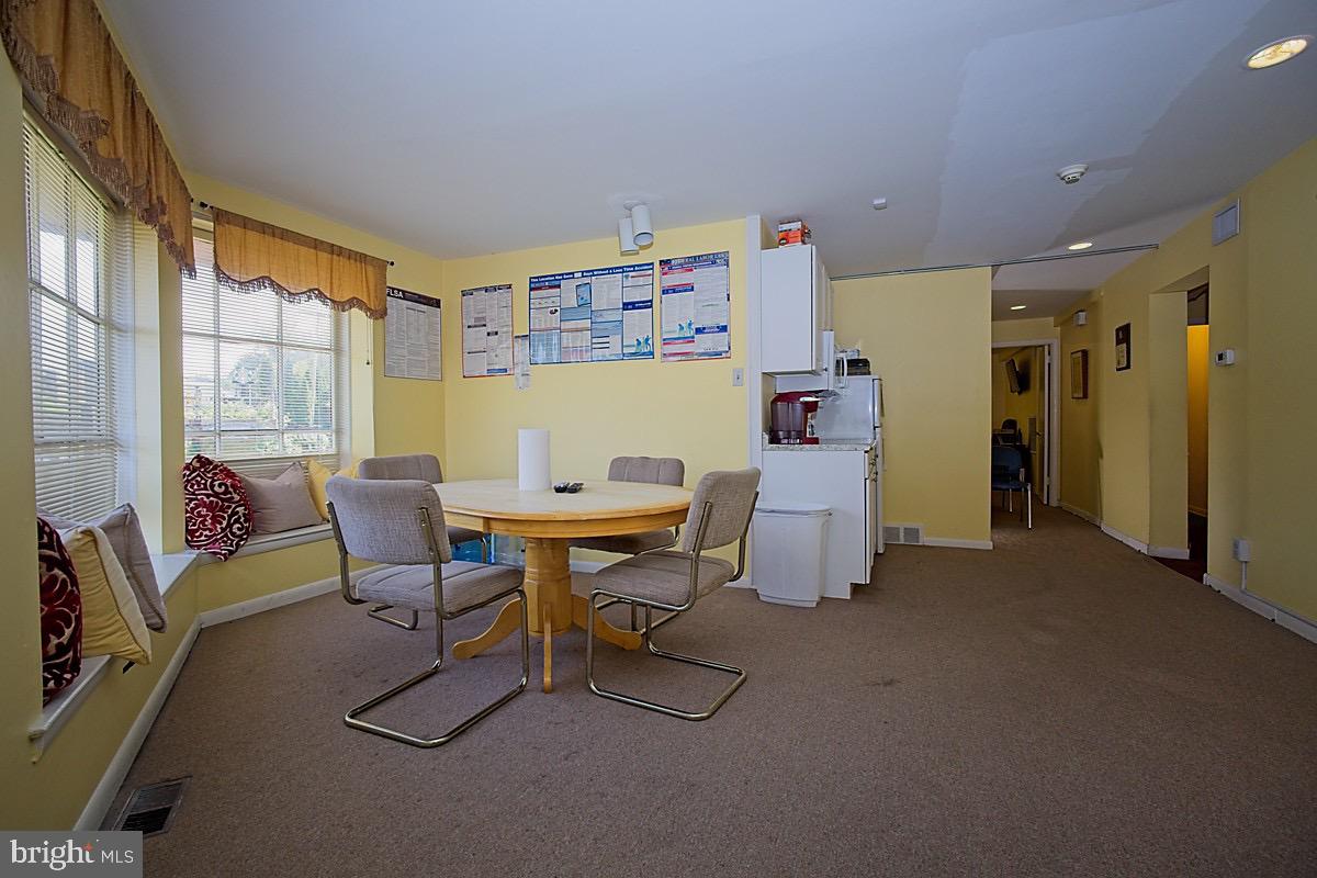 766 Old York Rd