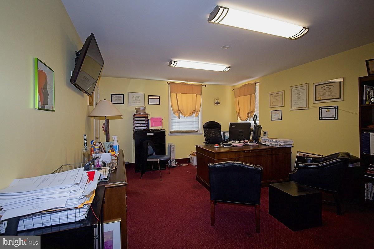 766 Old York Rd