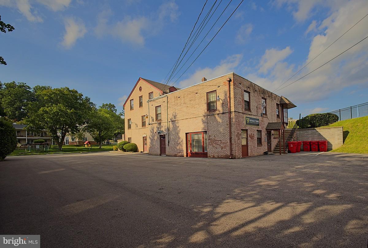 766 Old York Rd