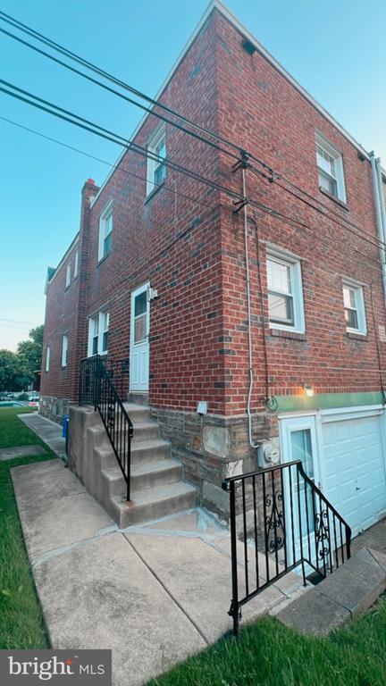 425 66th Ave