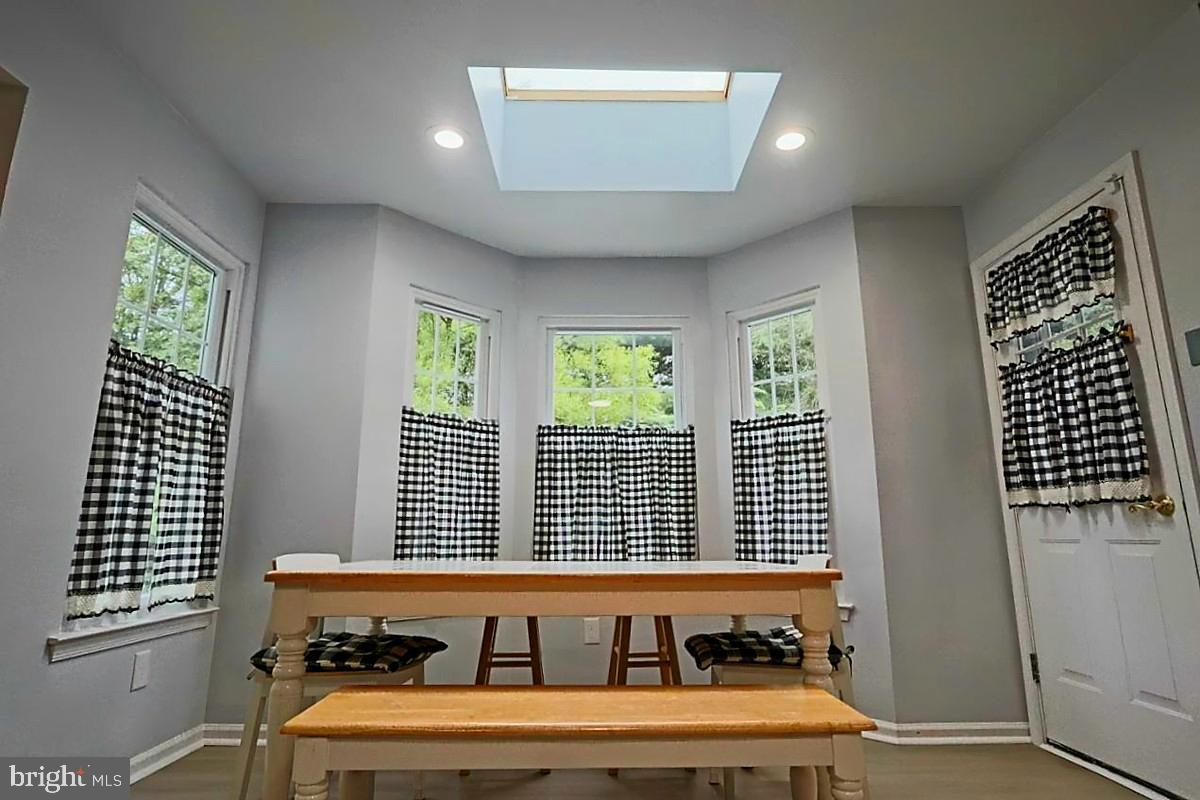 504 Lantern Ln