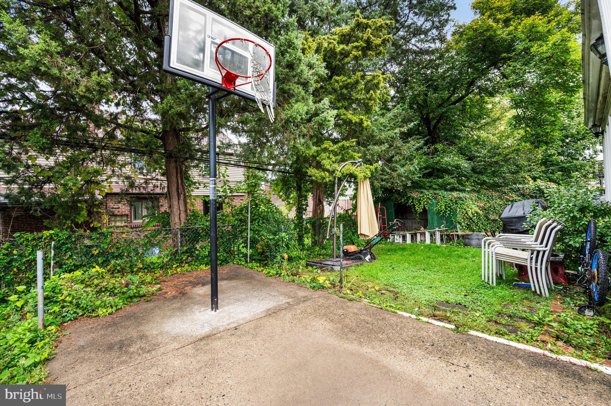 8239 MICHENER AVENUE