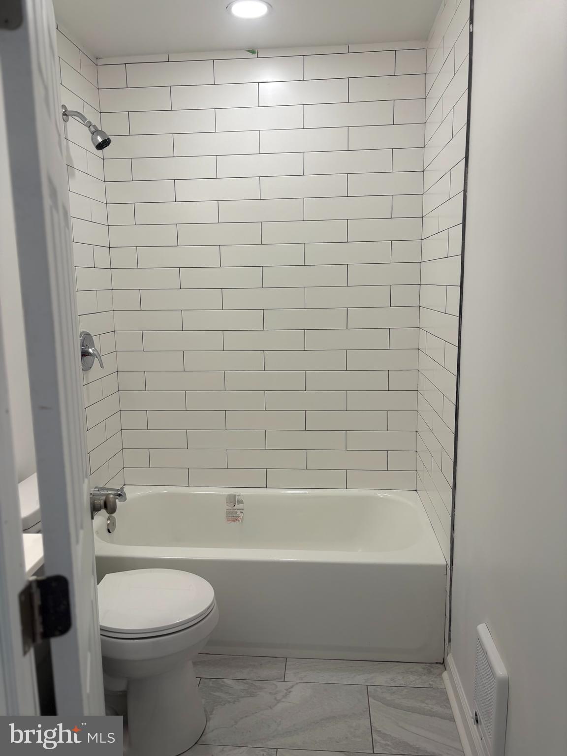 4926 W THOMPSON STREET 1