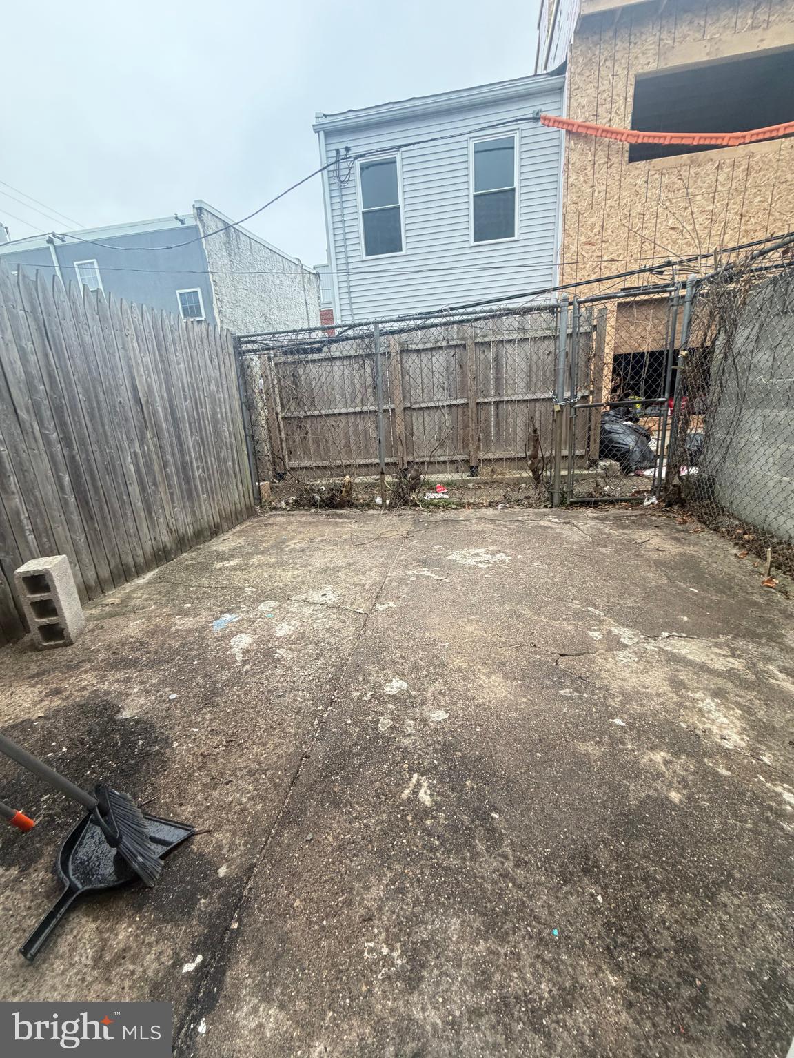 2308 GREENWICH STREET