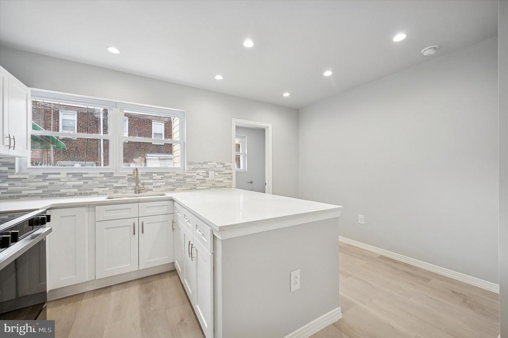 2530 S 74TH STREET