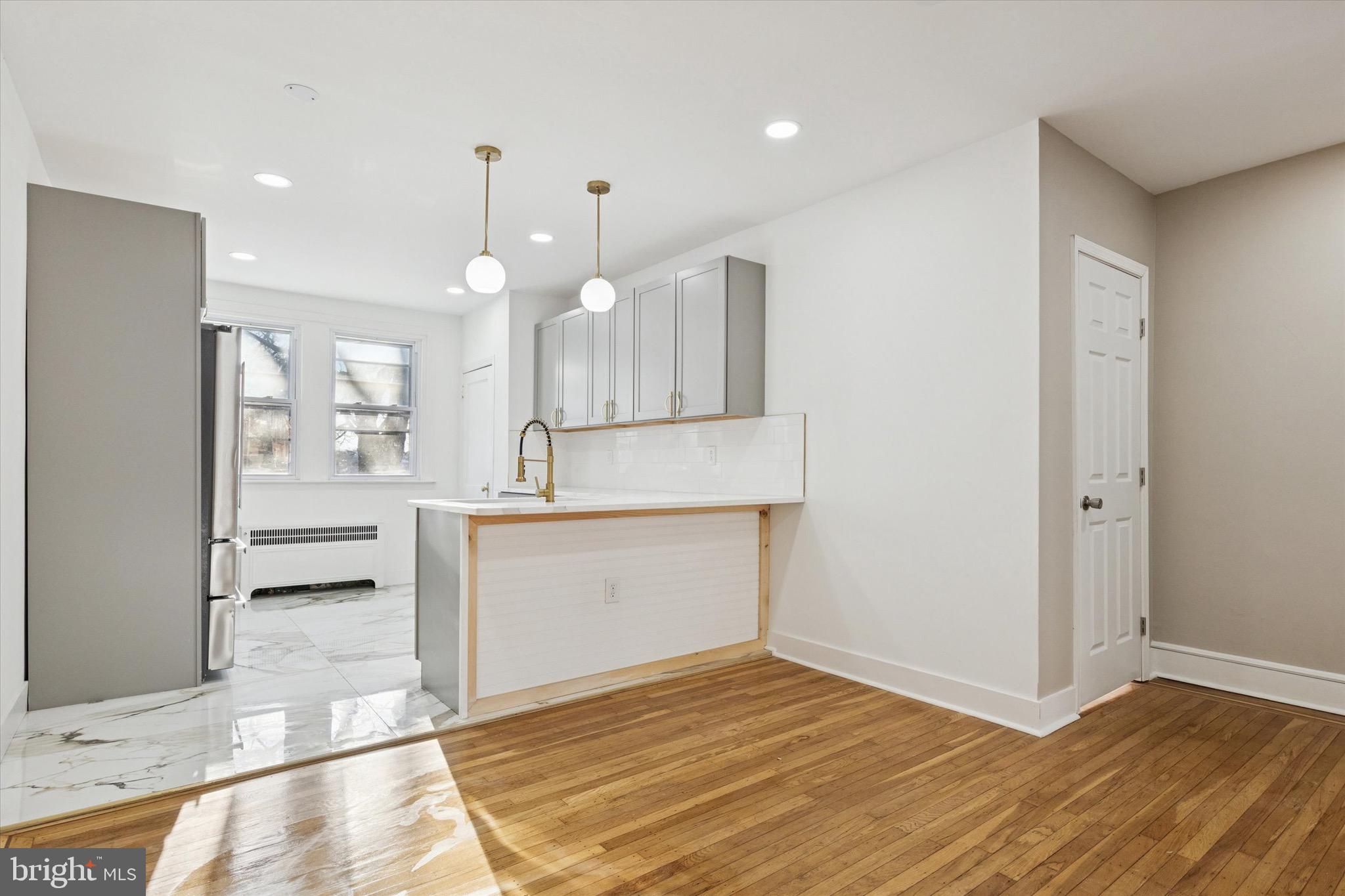 7247 PITTVILLE AVENUE