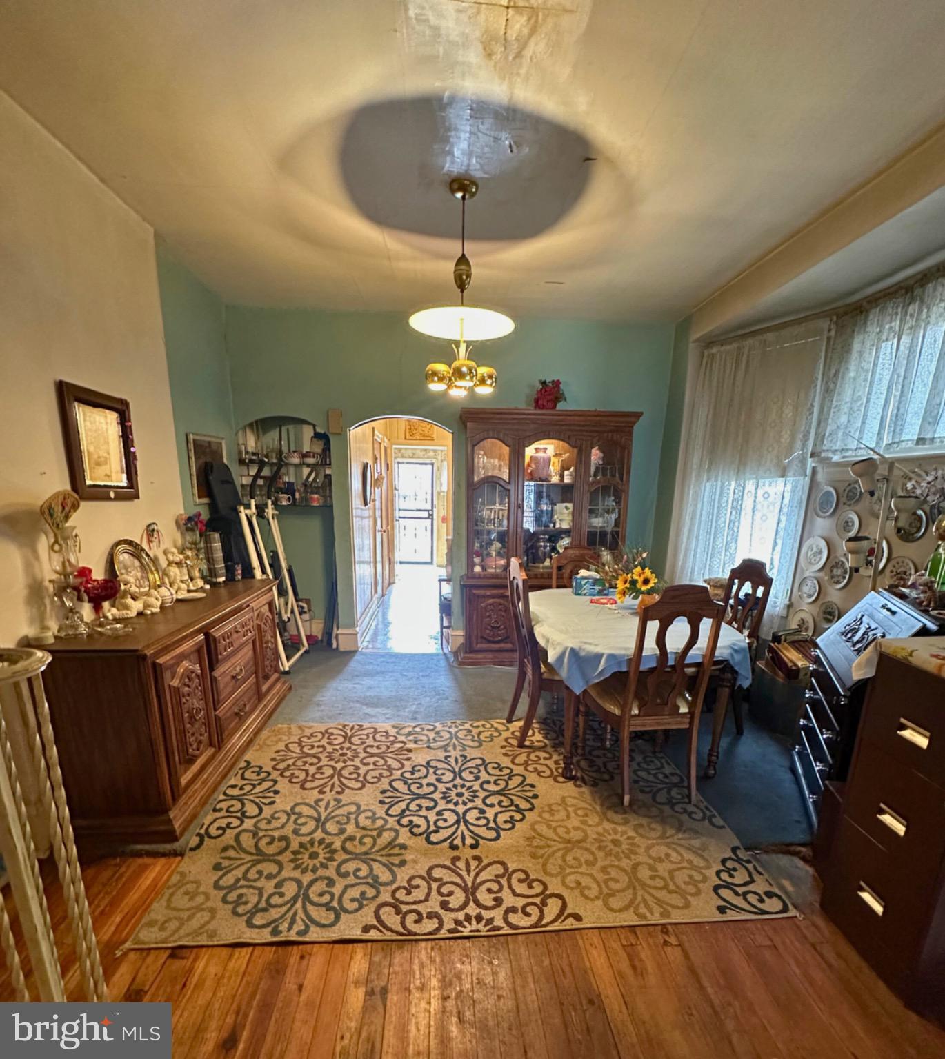 3038 W LEHIGH AVENUE