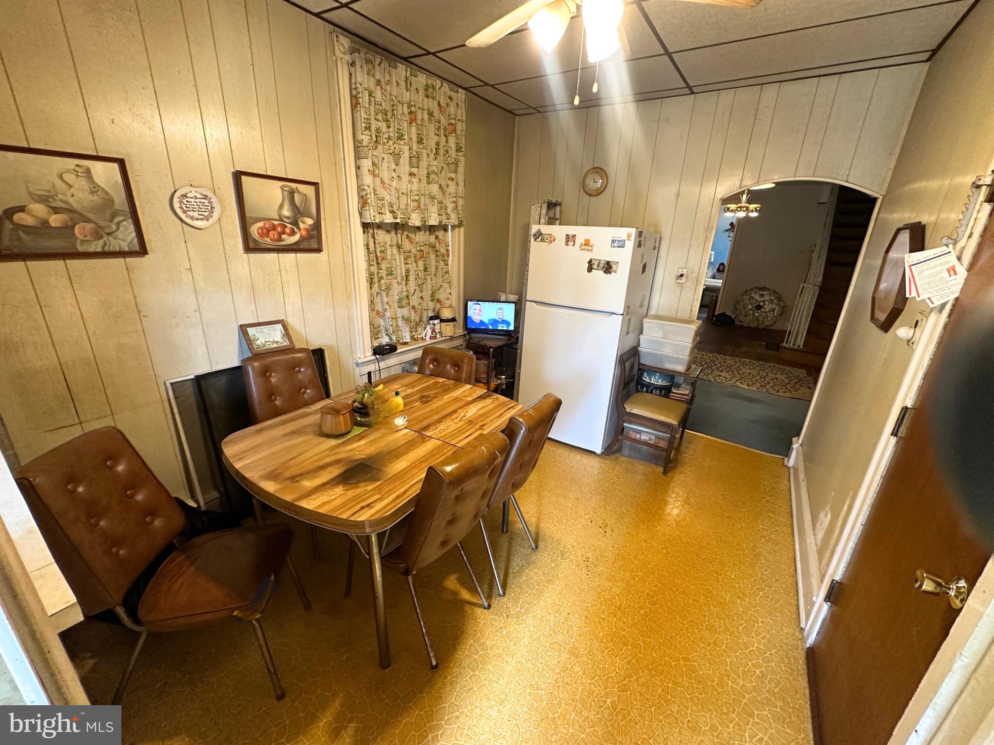 3038 W LEHIGH AVENUE