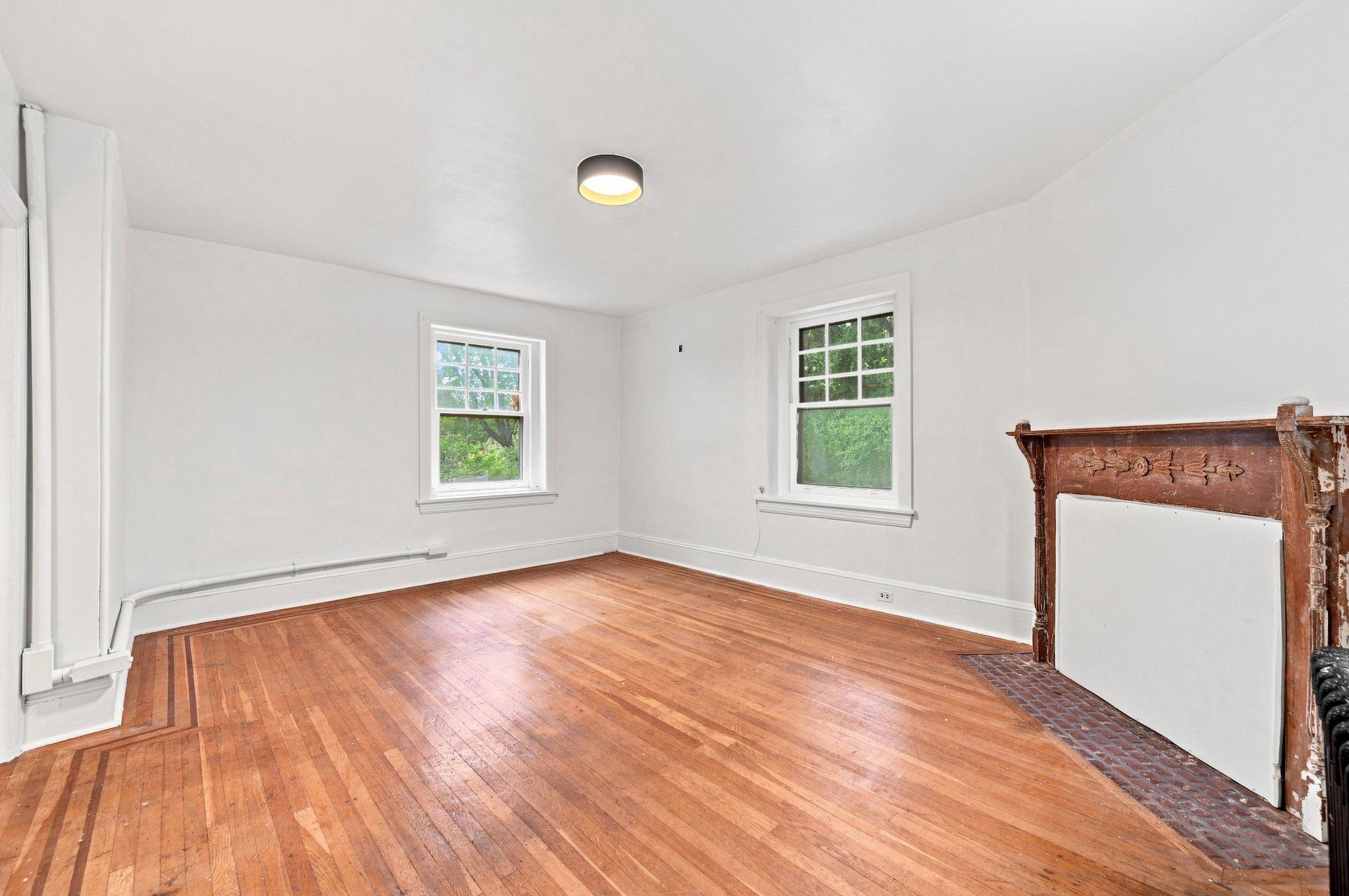 59 W WESTVIEW STREET