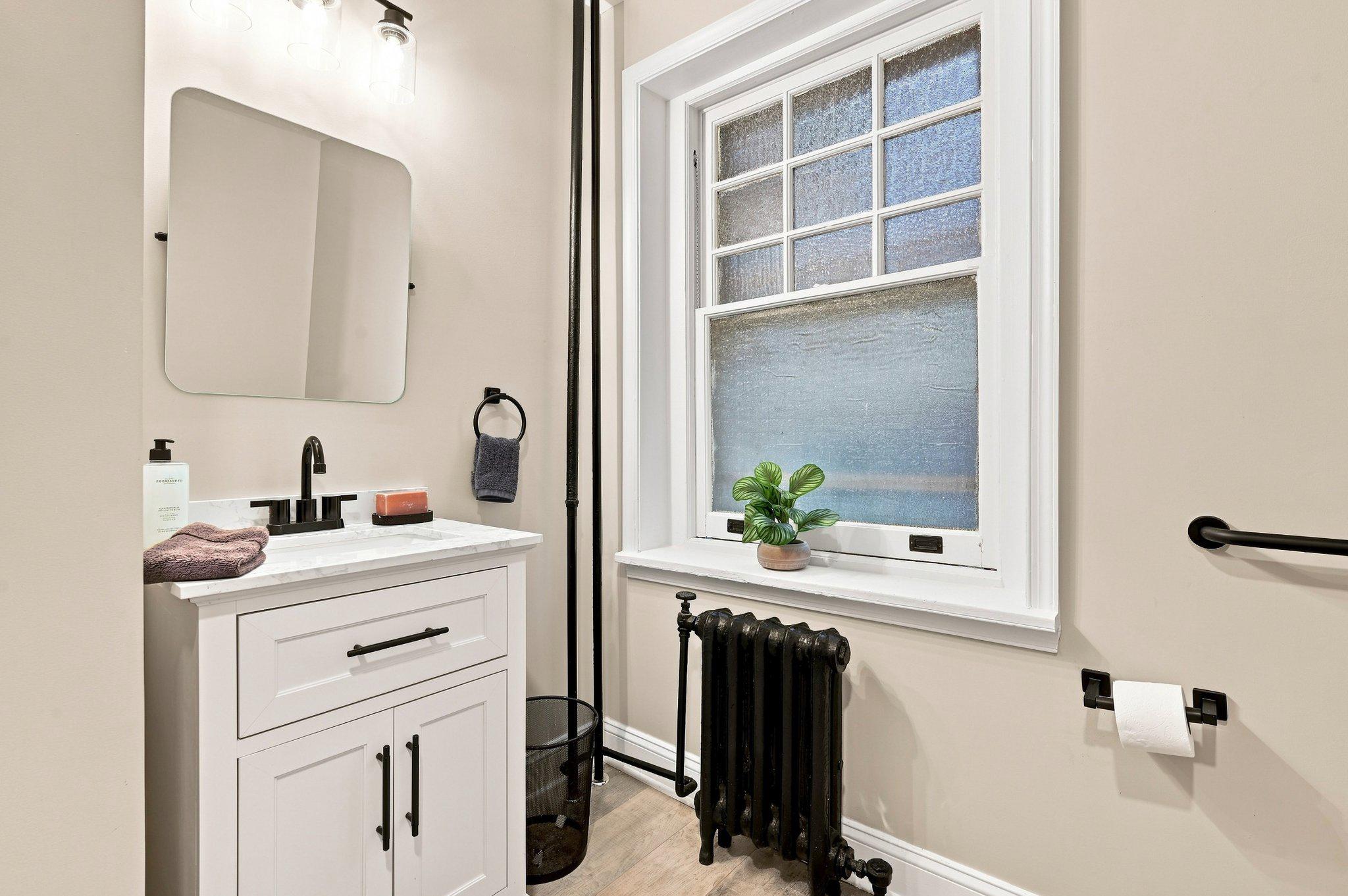 59 W WESTVIEW STREET