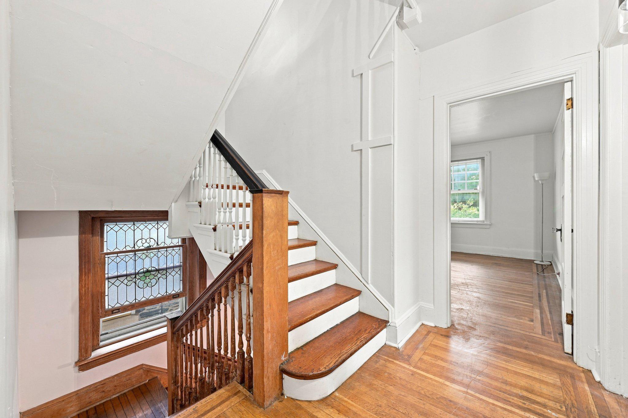 59 W WESTVIEW STREET