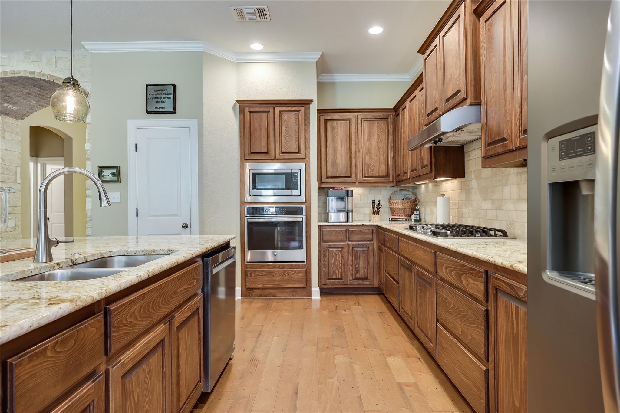 155 Sand Hills LN