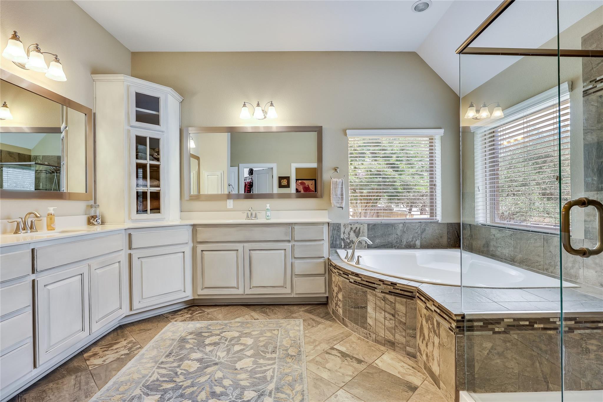 155 Sand Hills LN