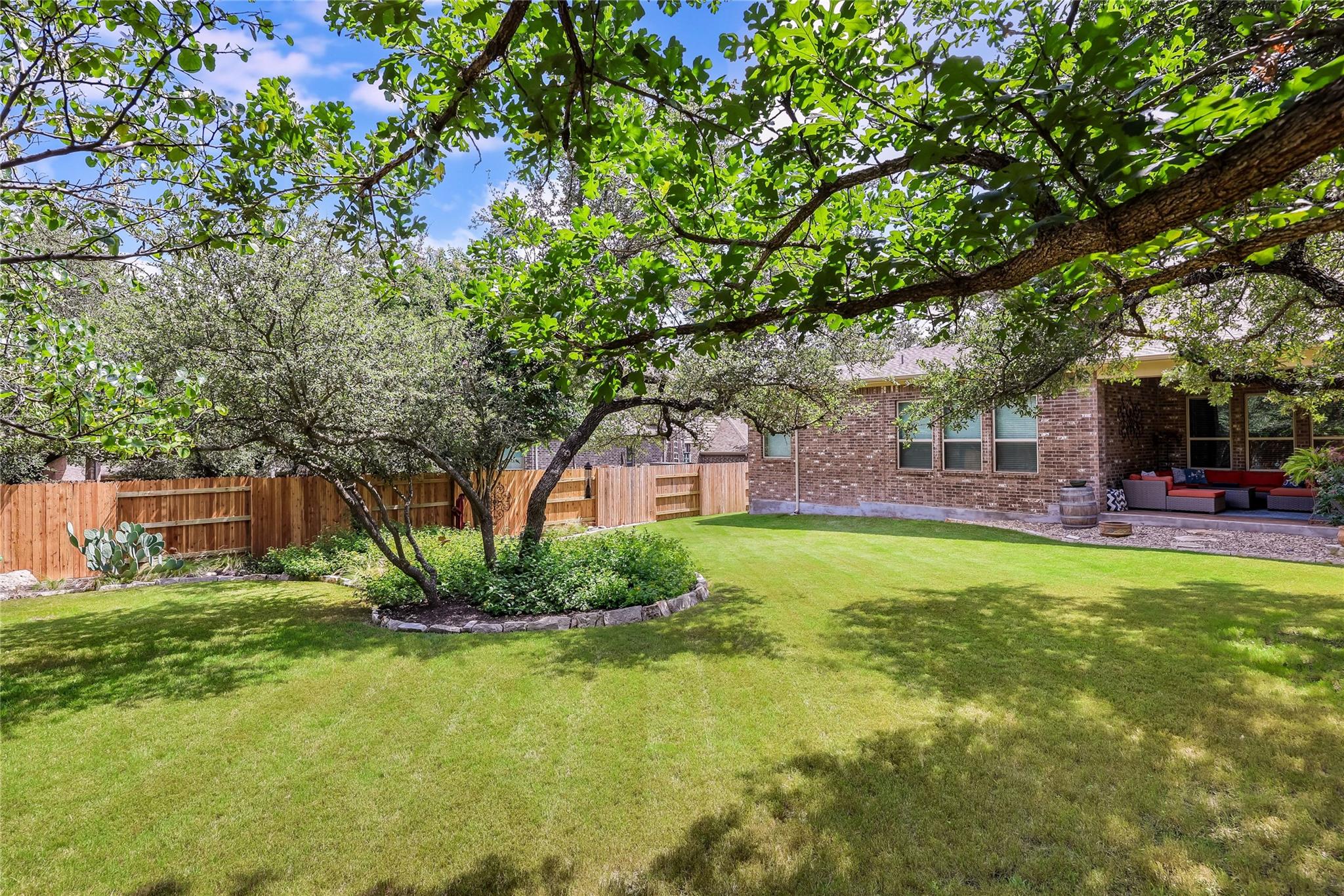 155 Sand Hills LN