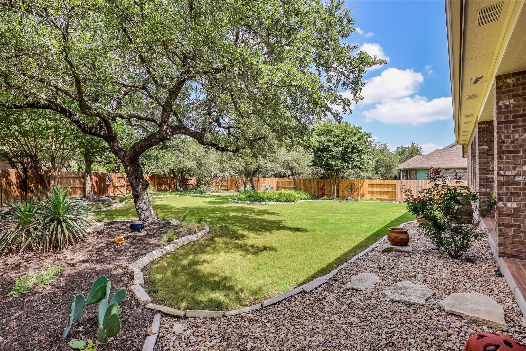 155 Sand Hills LN