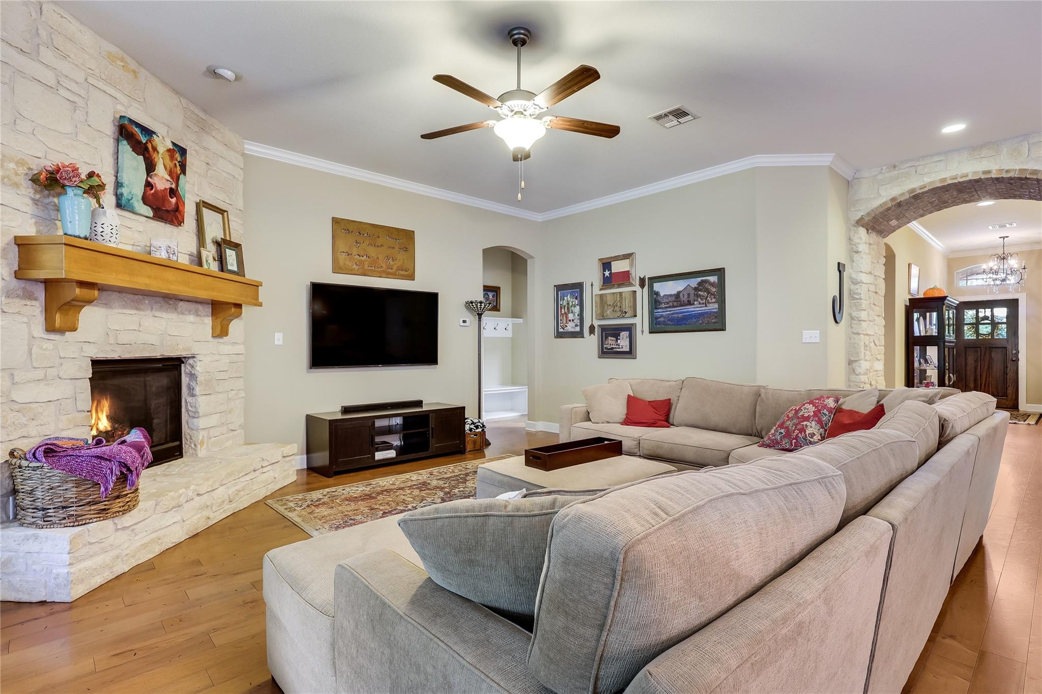 155 Sand Hills LN