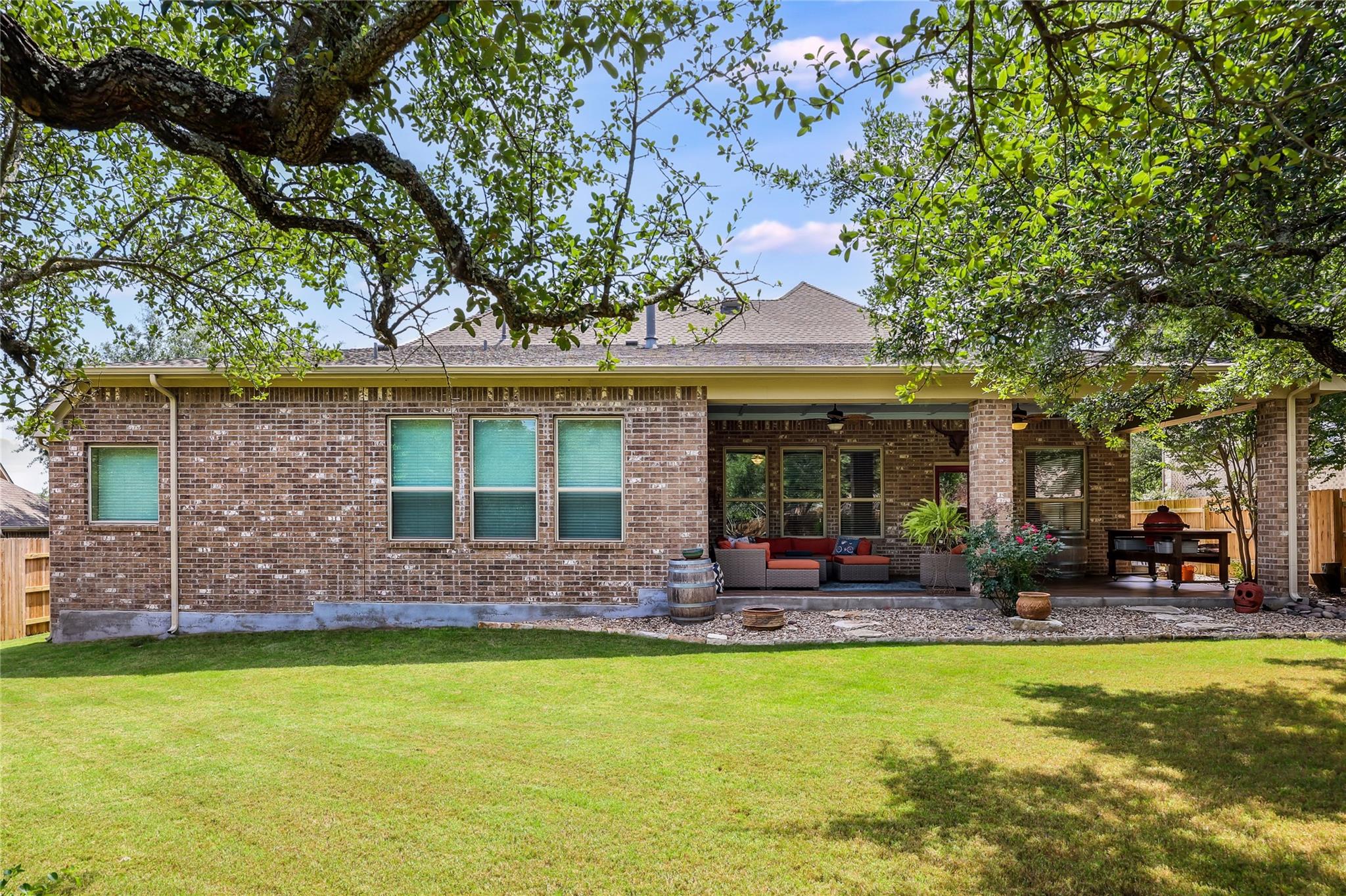 155 Sand Hills LN