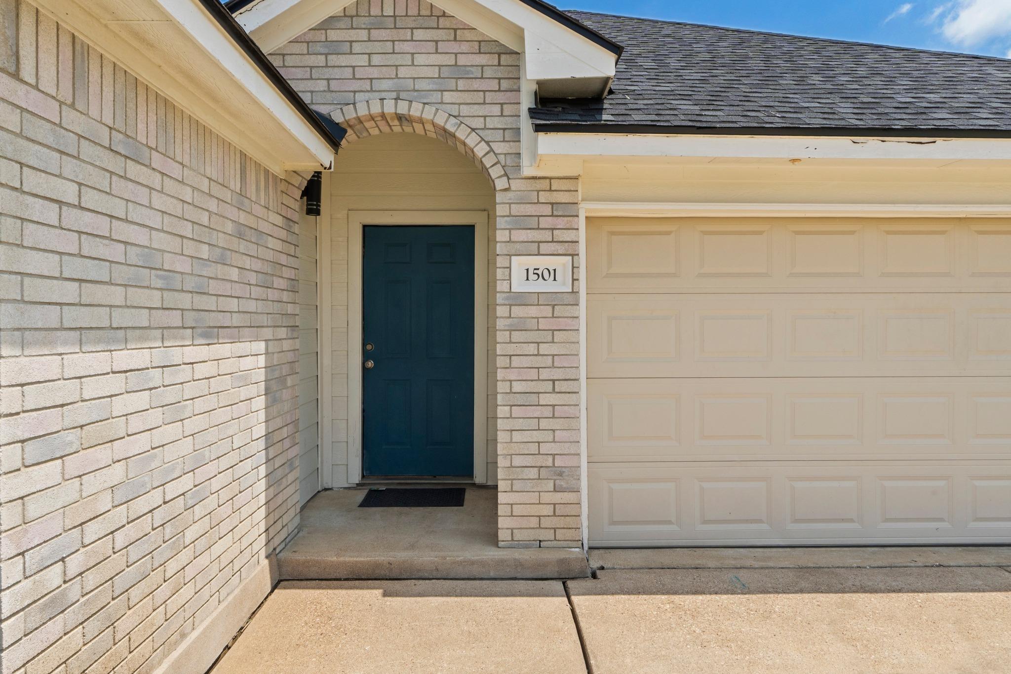 1501 Catherine CT