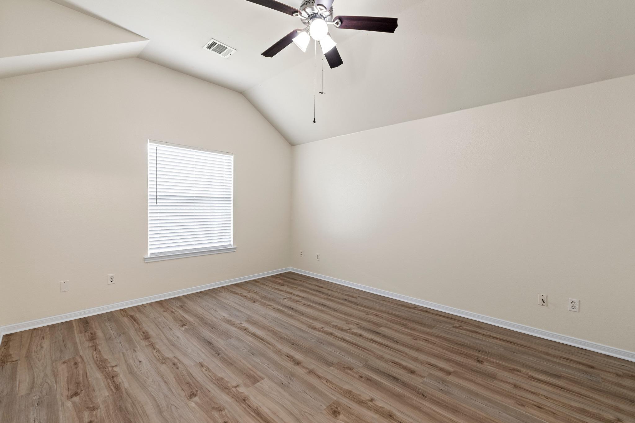 1501 Catherine CT