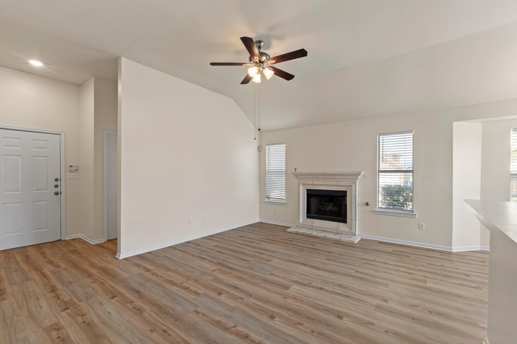 1501 Catherine CT