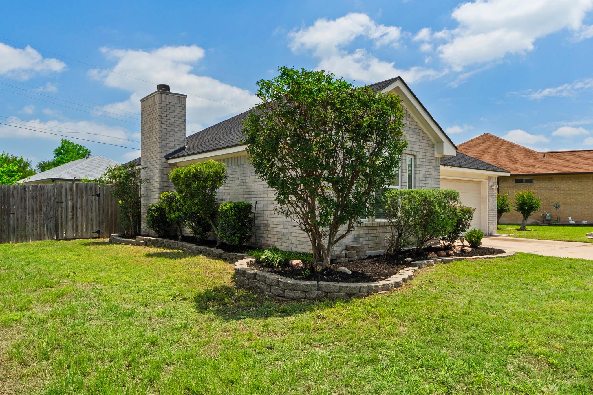 1501 Catherine CT
