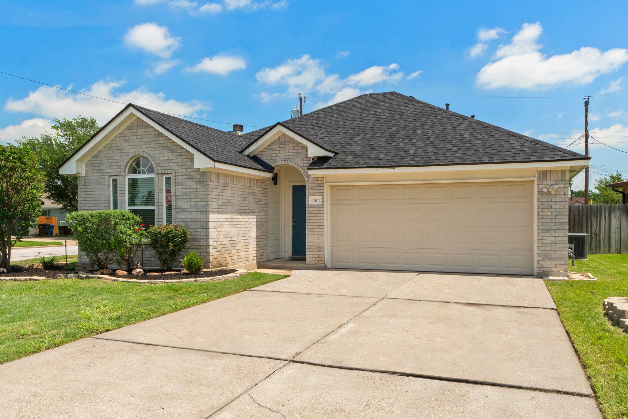 1501 Catherine CT
