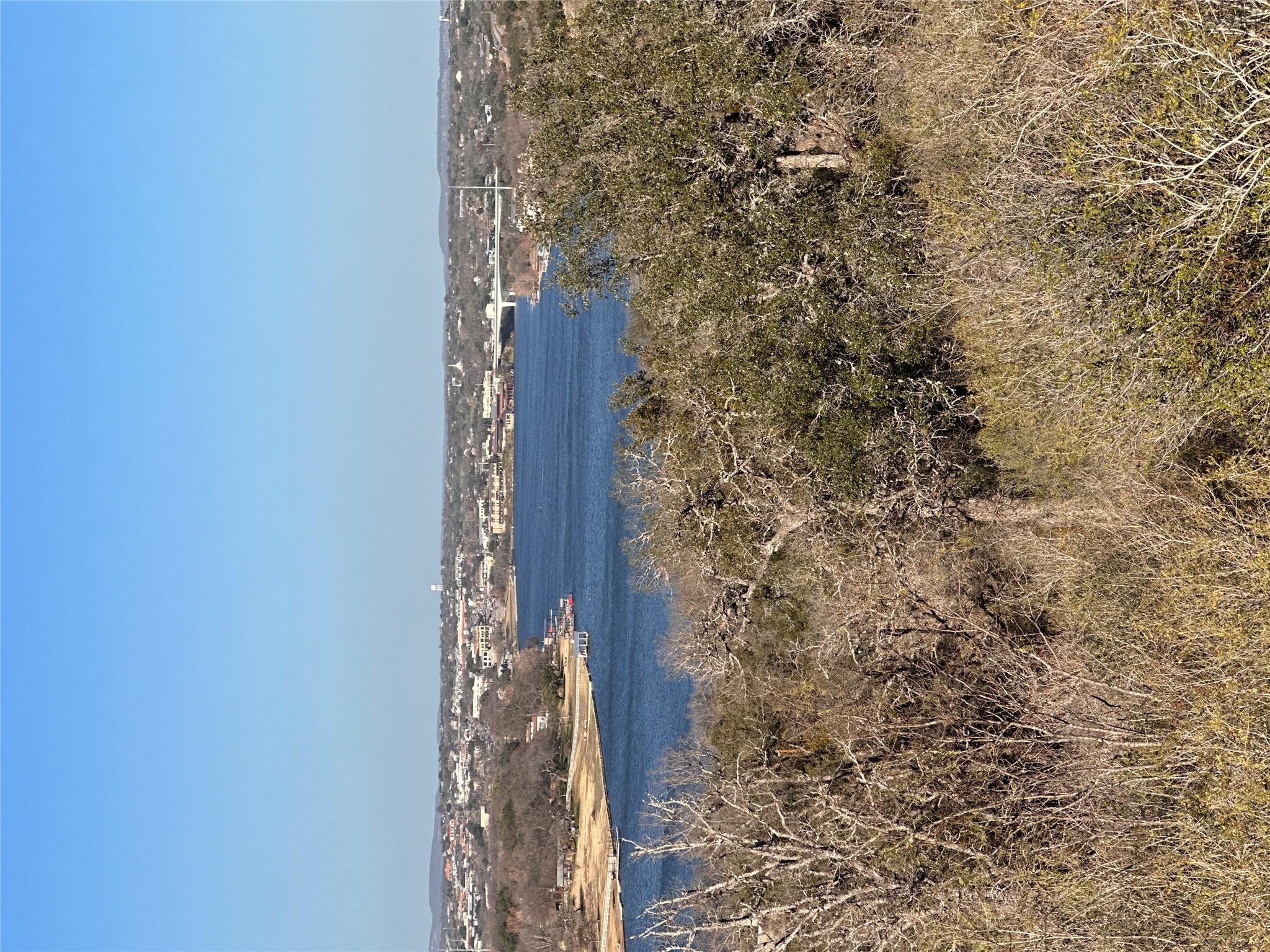159 Circle DR