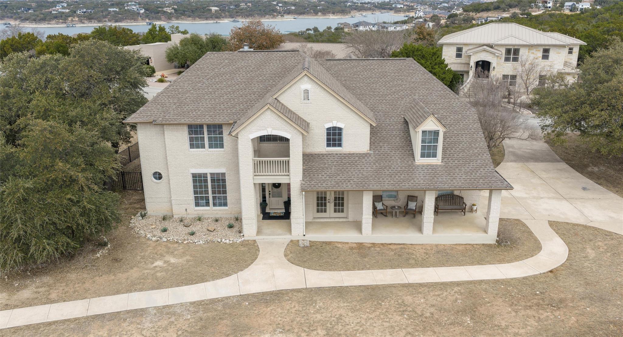 18702 Venture DR