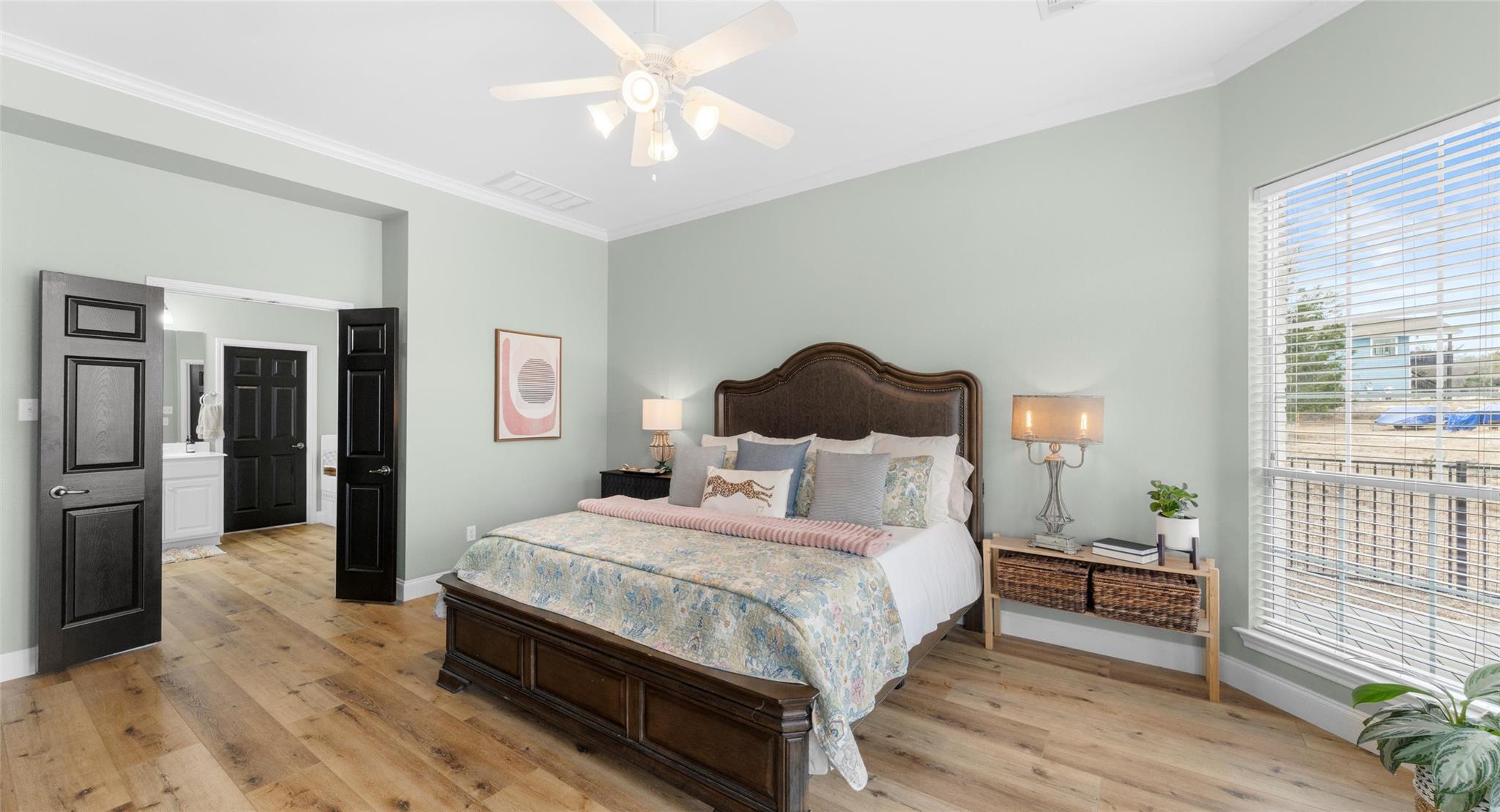 18702 Venture DR
