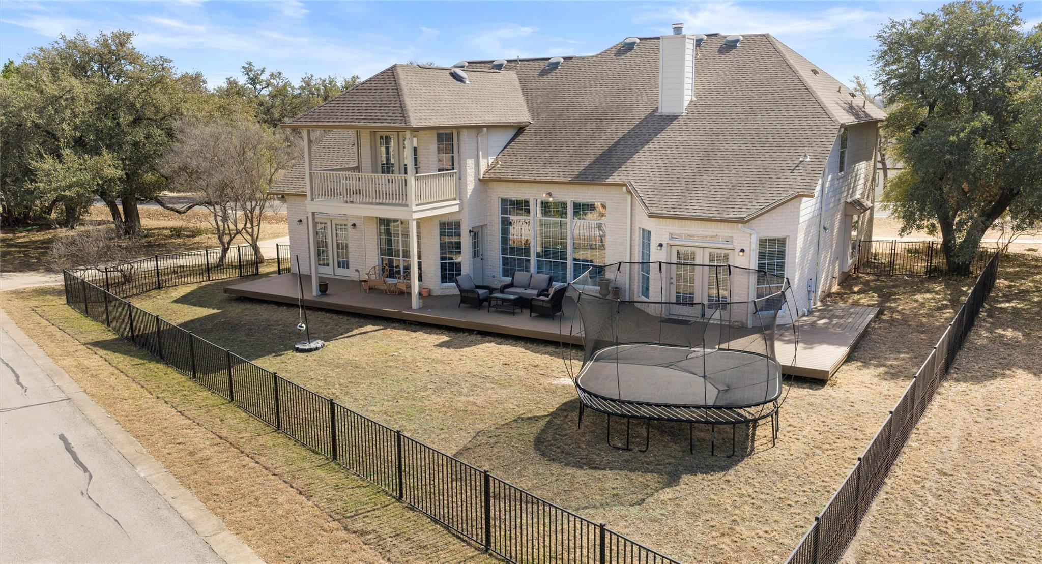 18702 Venture DR